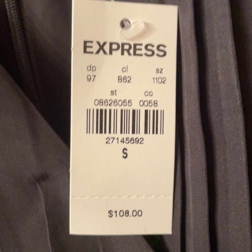 🎉🎉🎉HP🎉🎉🎉Nwt Express Sz SP Black zip back fan cap sleeves - Picture 4 of 9
